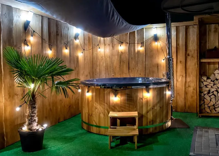 Semesterbostad Z Jacuzzi Na Wylacznosc Nad Morzem