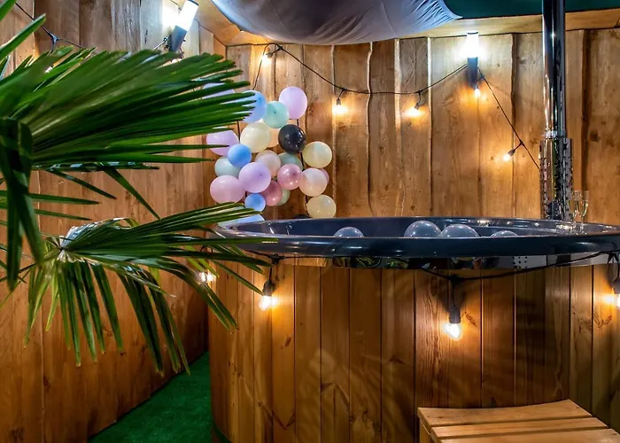 Z Jacuzzi Na Wylacznosc Nad Morzem *